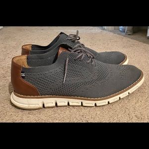 Like-New Nautica Athletic Shoes